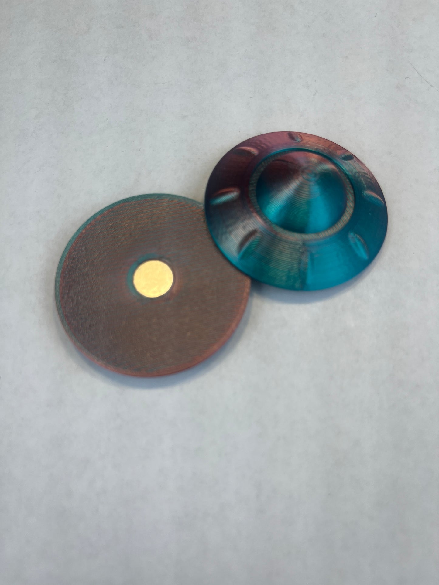 "Hatcessories" Magnetic UFO