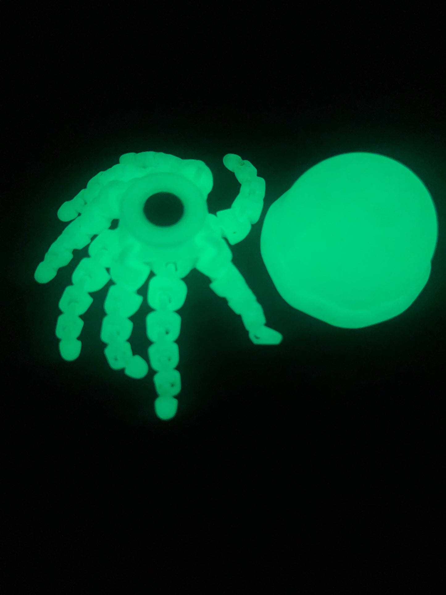 "Hatcessories" Glow Magnetic Jelly Fish