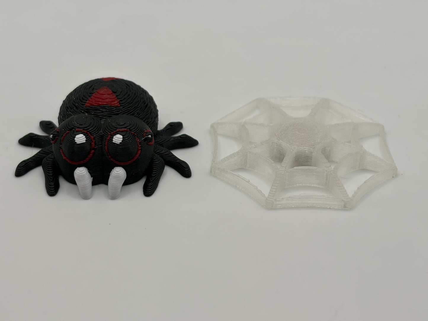 Magnetic Spider w/Web V2