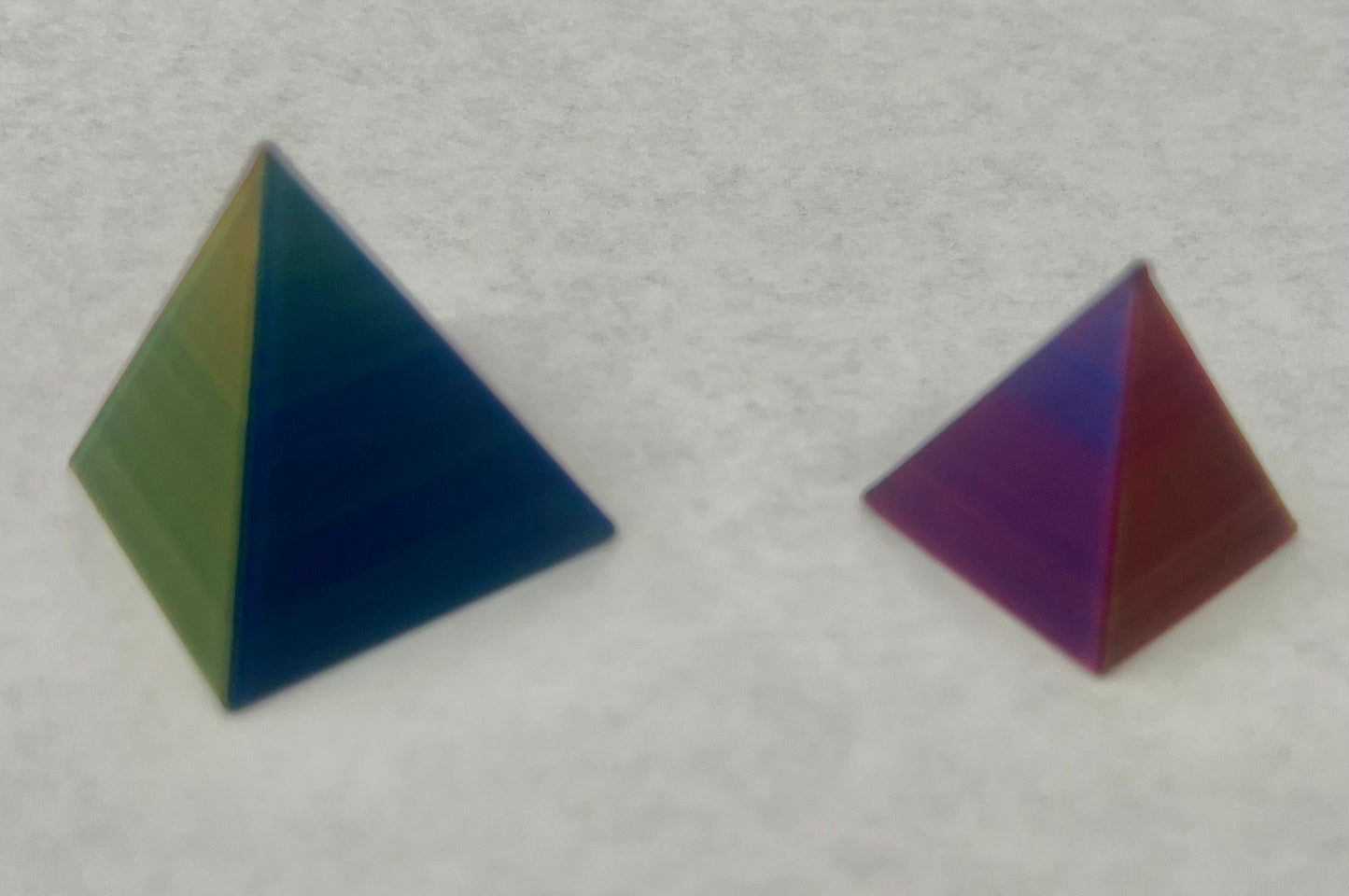 "Hatcessories" Magnetic Dual Pyramids