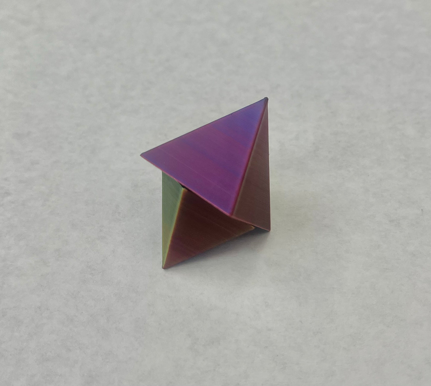 "Hatcessories" Magnetic Dual Pyramids