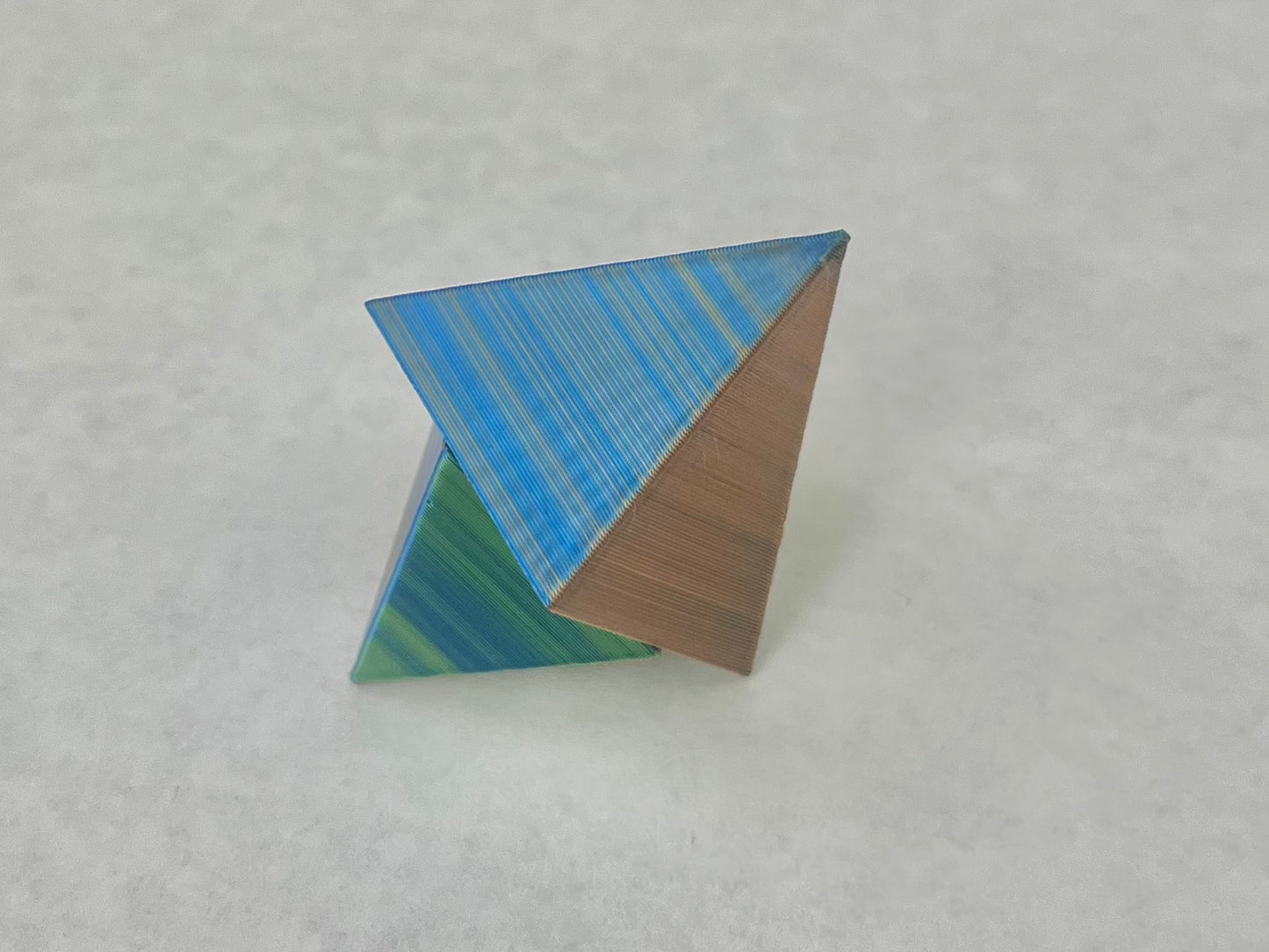 "Hatcessories" Magnetic Dual Pyramids