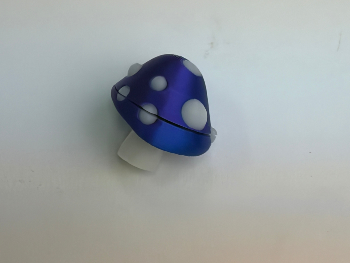 "Hatcessories" Mushroom w/glow Spots and Stem