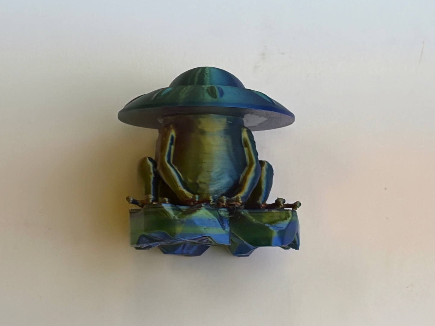 "Hatcessories" Astral Frog