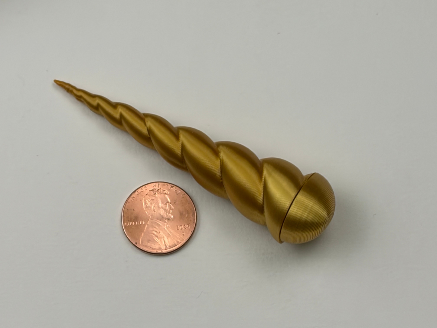 "Hatcessories" Magnetic Unicorn Horn