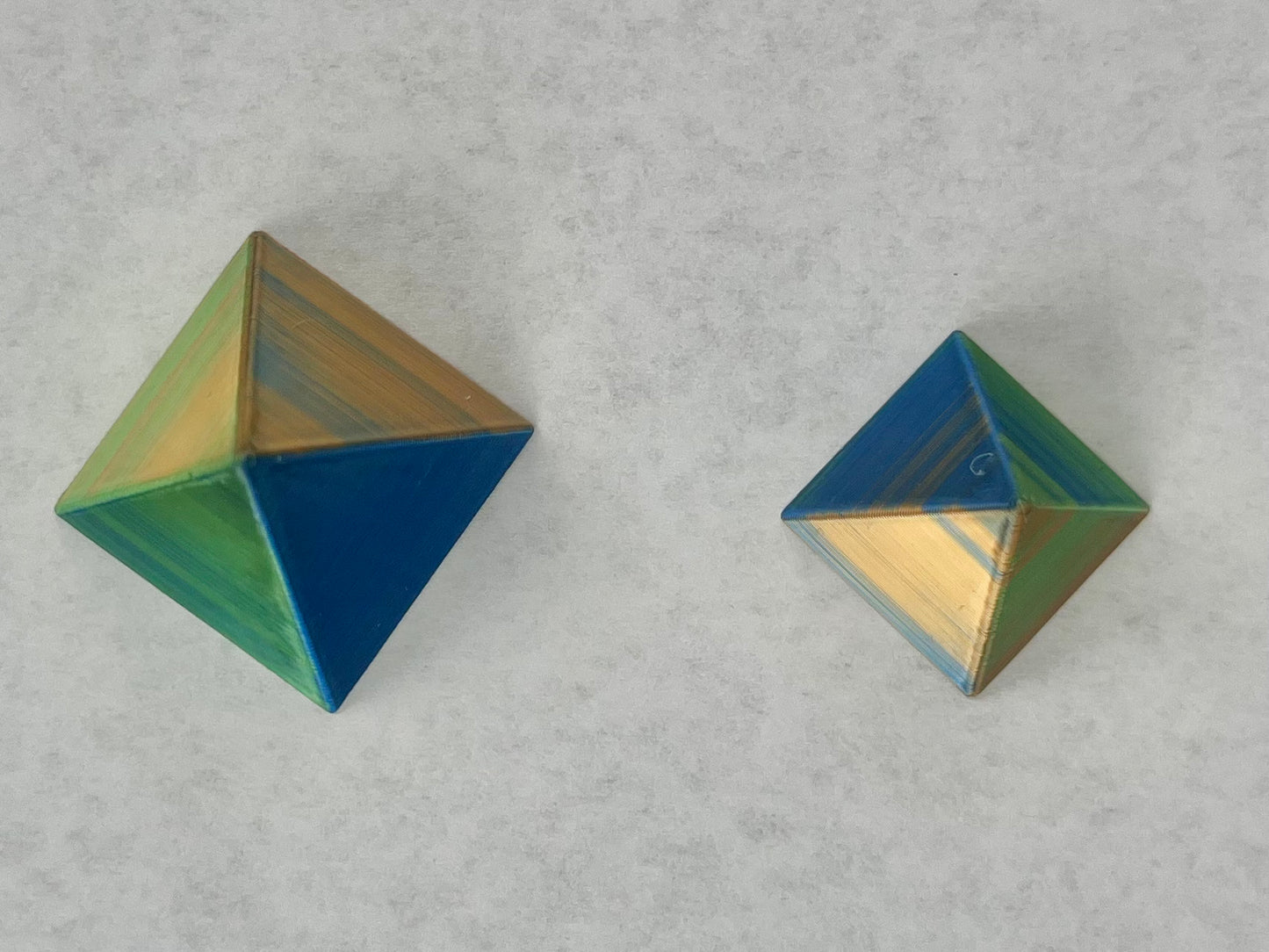 "Hatcessories" Magnetic Dual Pyramids