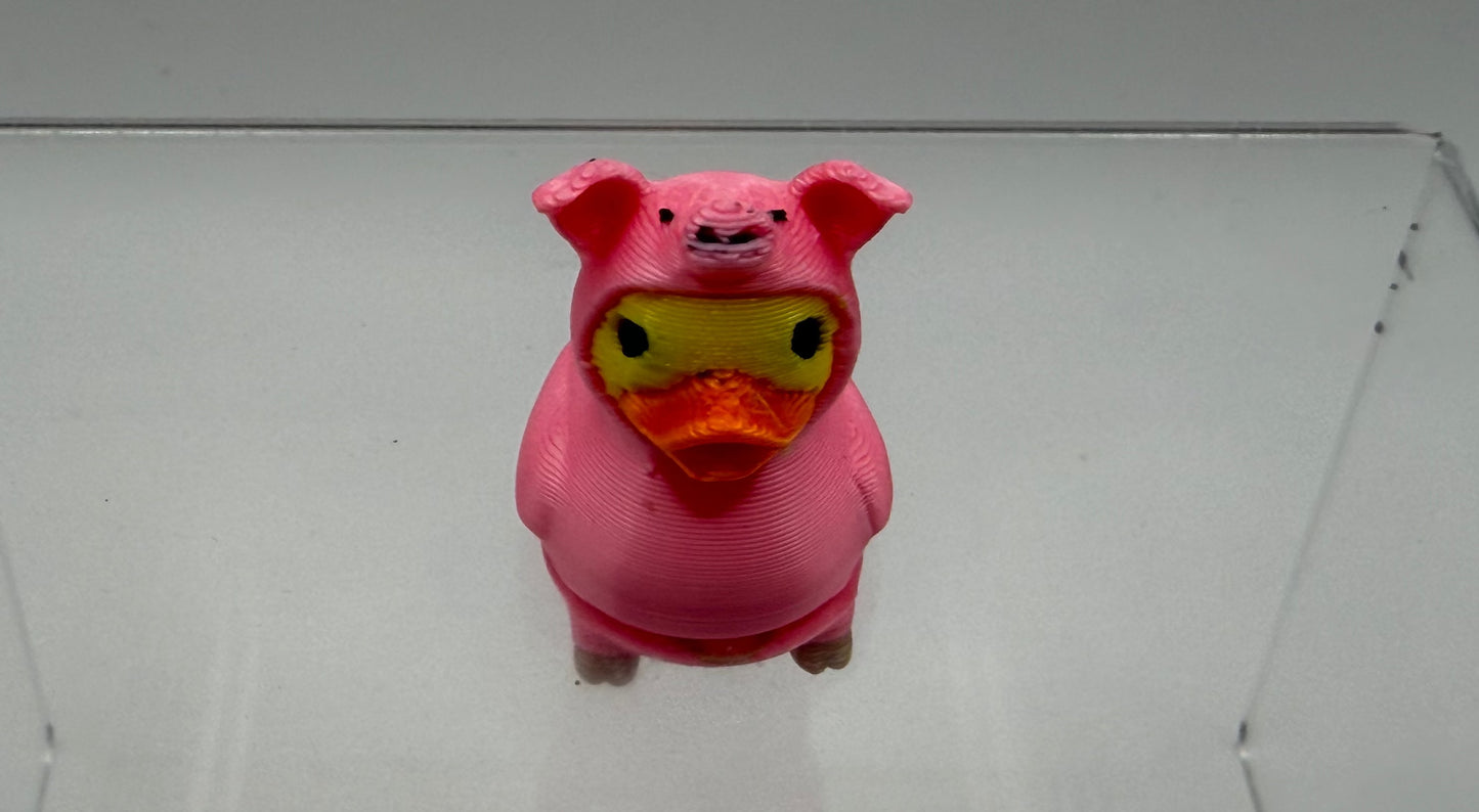 Magnetic Ducky wearing Pig Suit